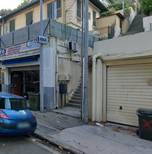 Emplacement de parking — Nice (06) — Cession encadrée - Conciergerie Judiciaire