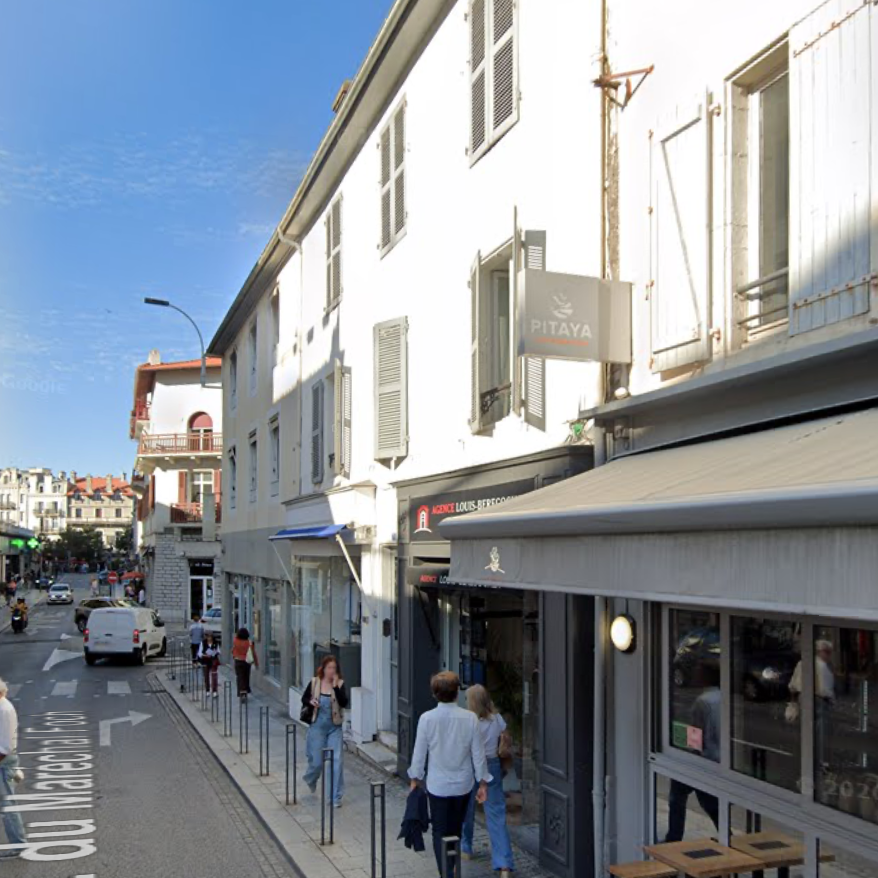Liquidation judiciaire – Immeuble mixte avec local commercial et logements – Biarritz (64)