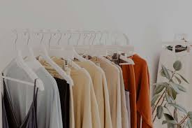 À céder - Stock de vêtements homme & femme - Tarascon (13150)